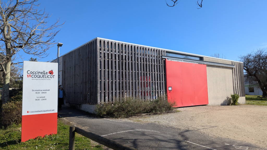 façade avant de la boutique d'angoulême
